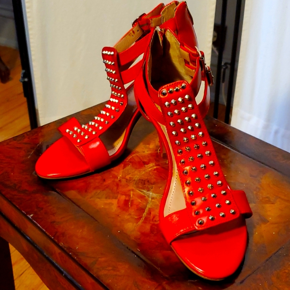 Red Vince Camuto Heeled Sandals size